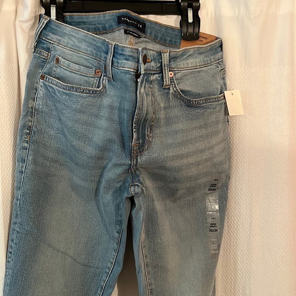 Aeropostale men super skinny Jean 32 x 34